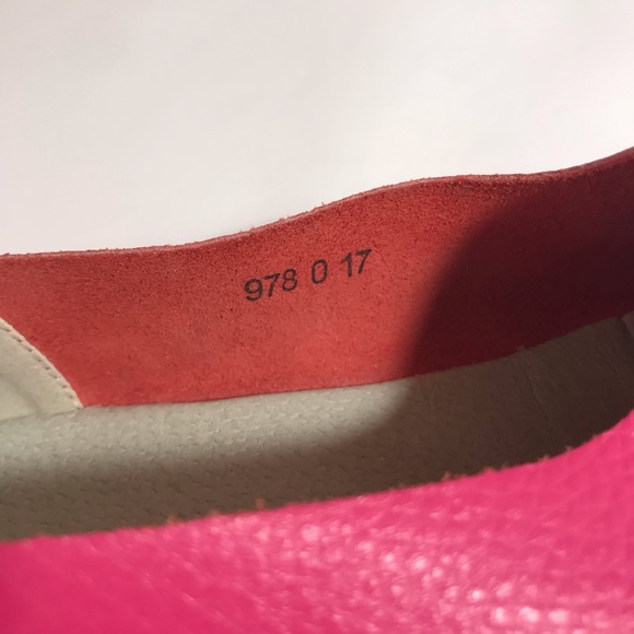 Italian Quality Pink Soft Pebbled Leather Ballet Flats - Picture 10 of 12